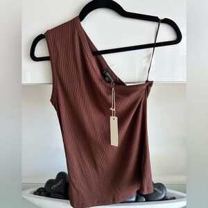 BNWT Brown Stretch One-Shoulder Ribbed Boutique Top small